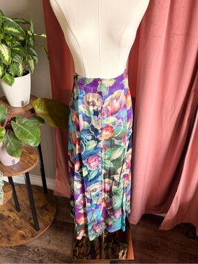 Vintage 1990’s Revue Purple Floral Button-Front Maxi Skirt